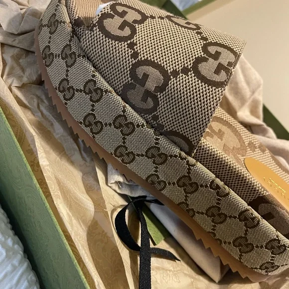 Gucci Platform Sandal - Picture 2 of 4